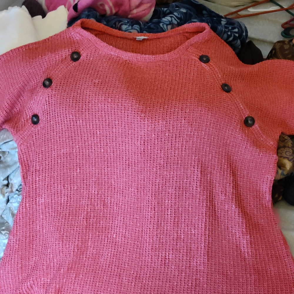 Cute women's plus size knitted top